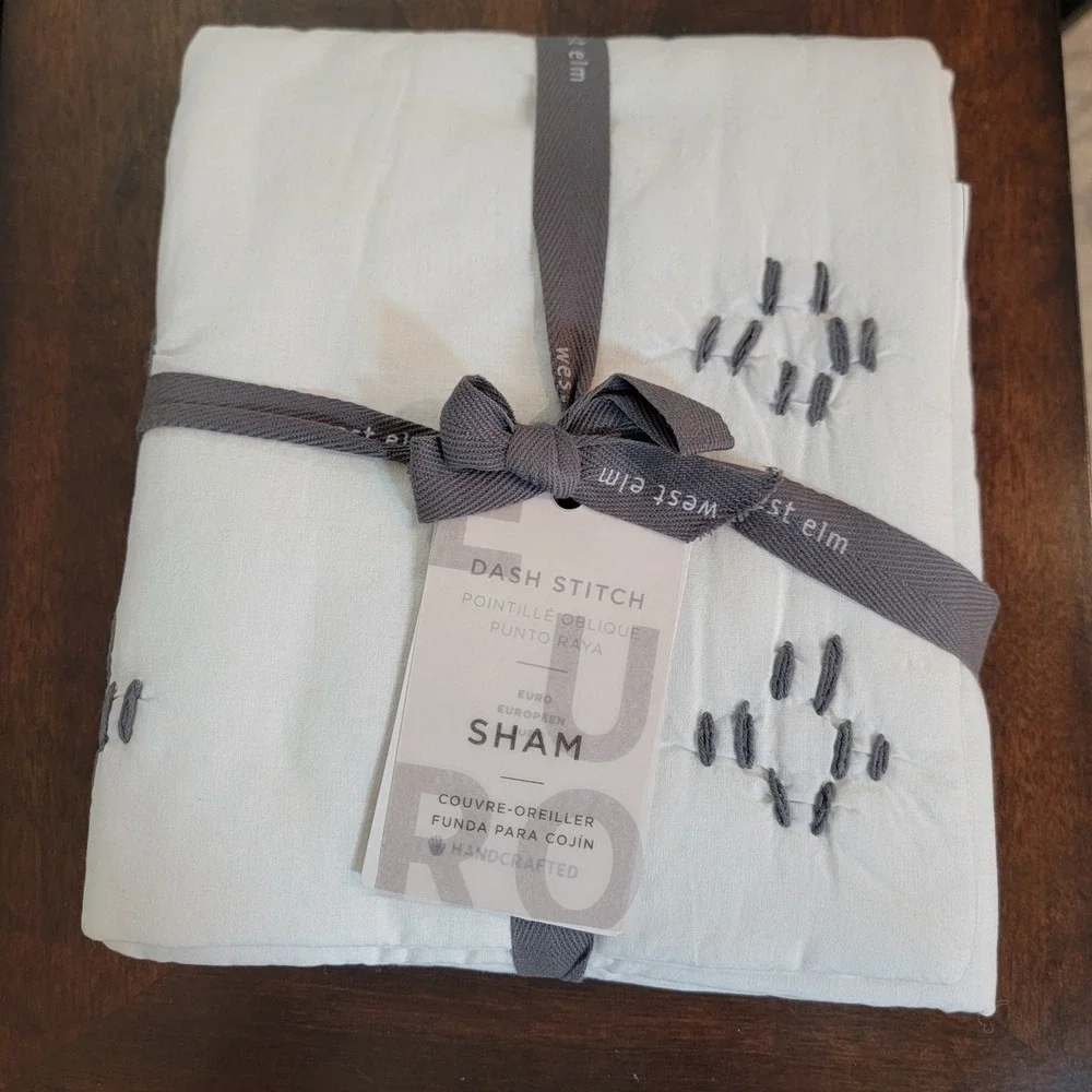 West‎ Elm Dash Stitch Euro Sham White Grey Handcrafted Cotton Quilted 808563 NEW